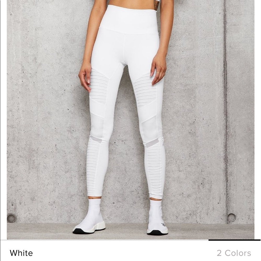 All yoga Moto leggings